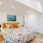Casa Daria, Modern 4 Bedrooms In * Lucca