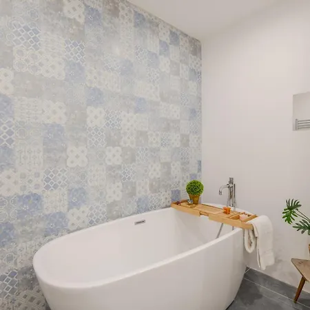 Casa Daria, Modern 4 Bedrooms In * לוקה