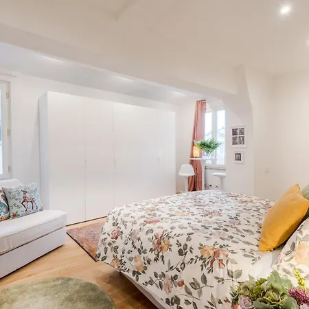 Casa Daria, Modern 4 Bedrooms In * 루카