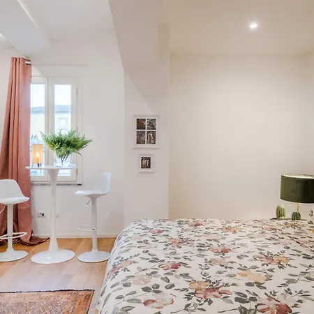 Casa Daria, Modern 4 Bedrooms In דירה *